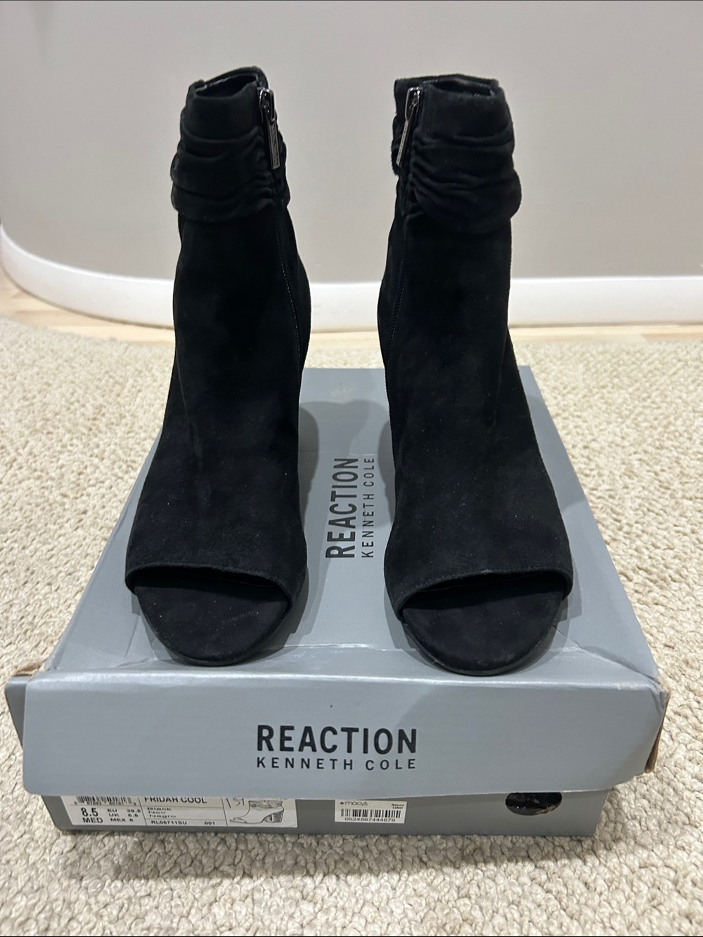 Kenneth Cole Reaction Black Suede Peep-Toe Ruched Ankle Boots. Size 8.5. New!